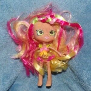 Shopkins Lilly Doll